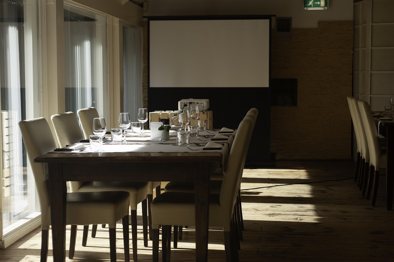 大量出售电话卡:短信营销的地域和文化适应性分析