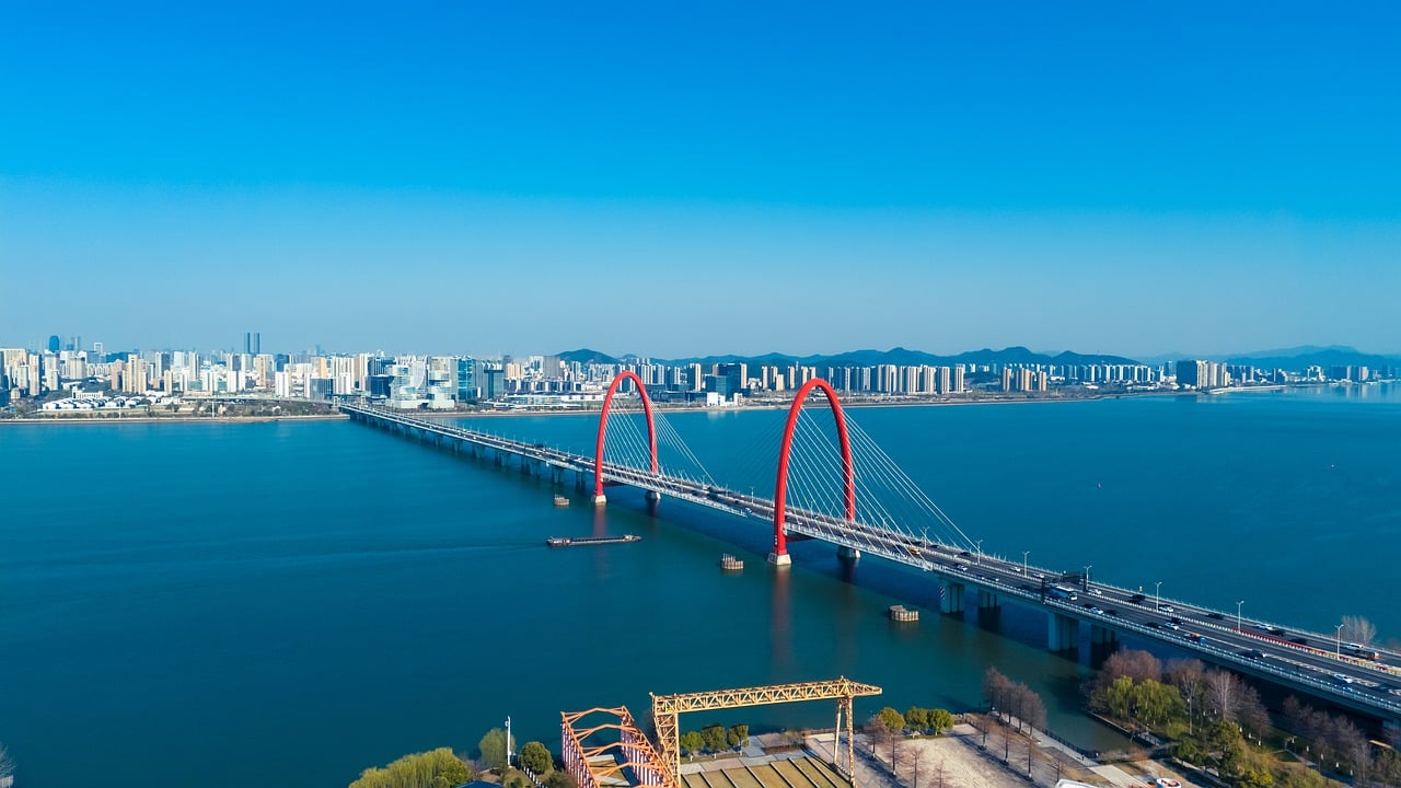 如何进行网络安全和SEO互动性管理